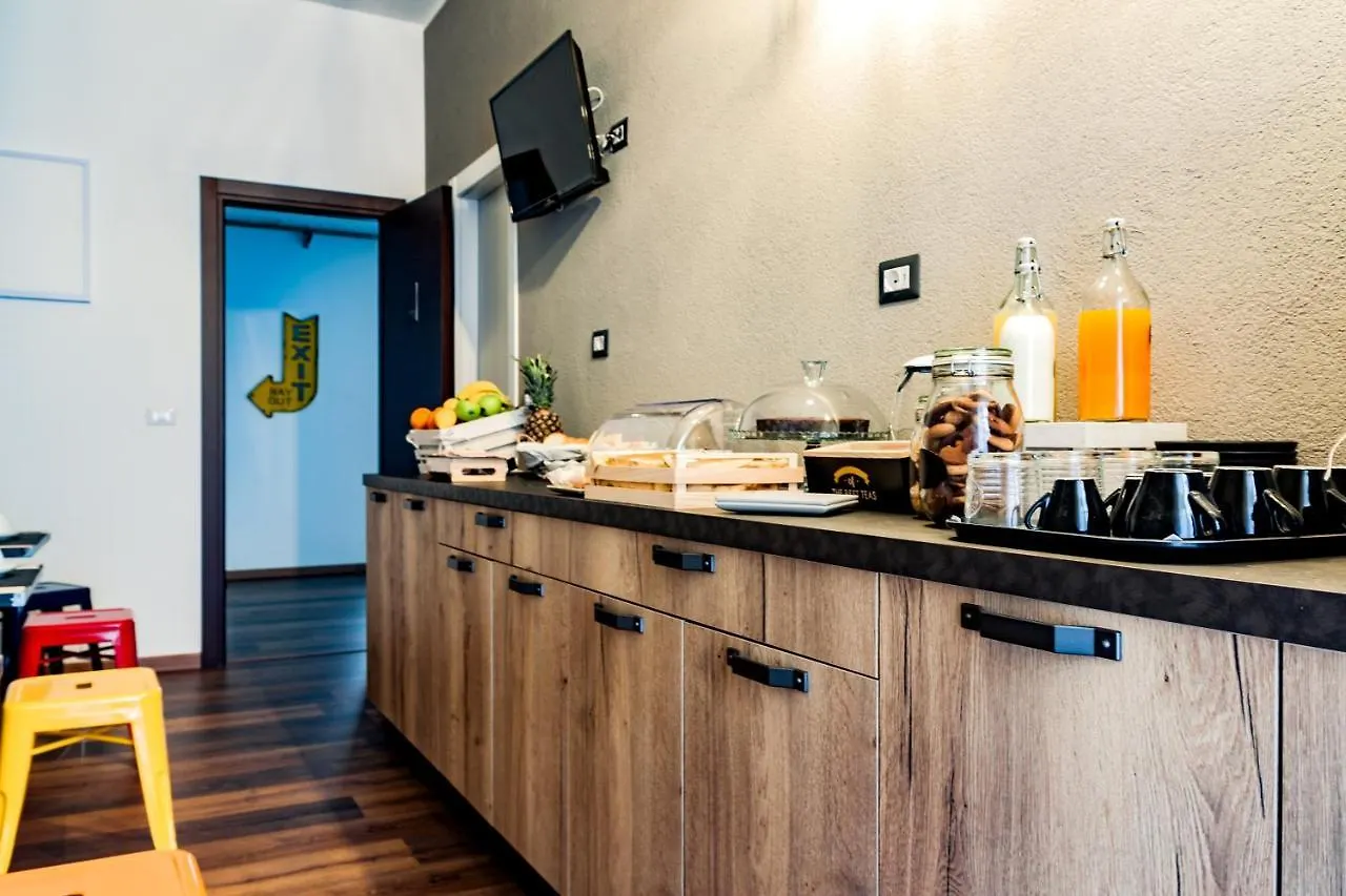 Travel Station Bedandbreakfast Bari Bed & Breakfast